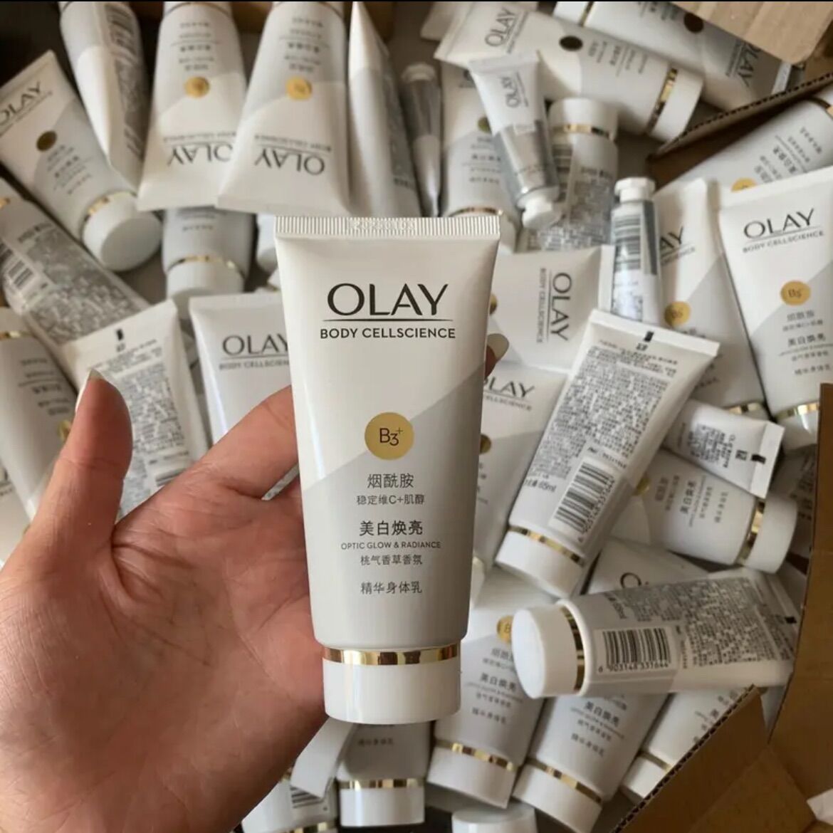 Sữa dưỡng thể Olay Body Cellscience B3 + Retinol Lotion