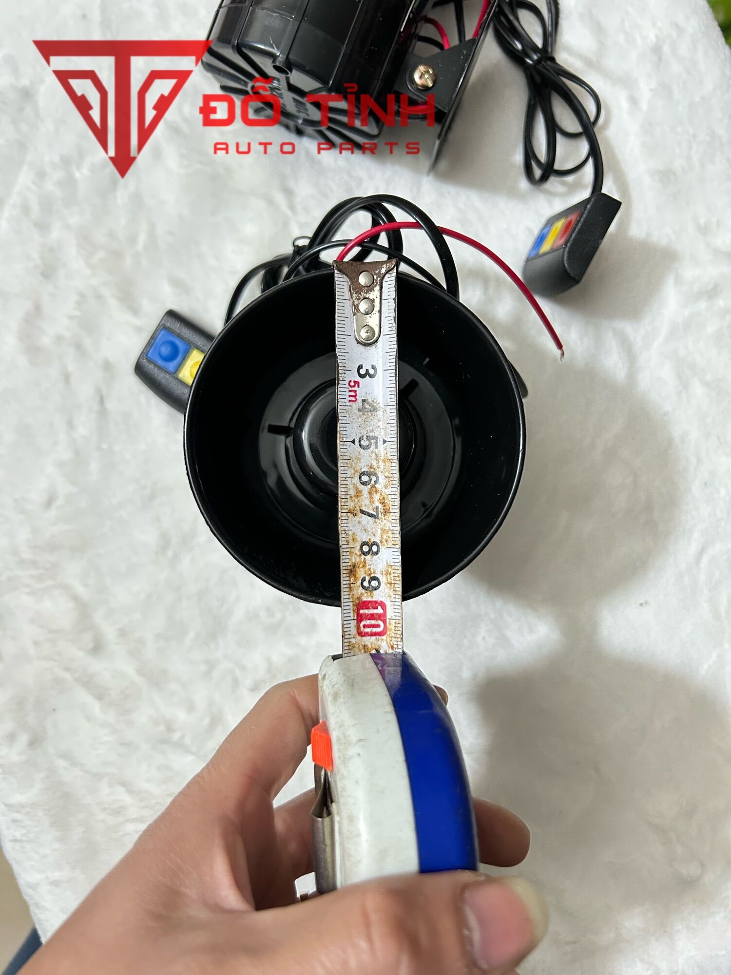 Còi hú 3 chế độ nút bấm. Còi cảnh sát 12v/24v