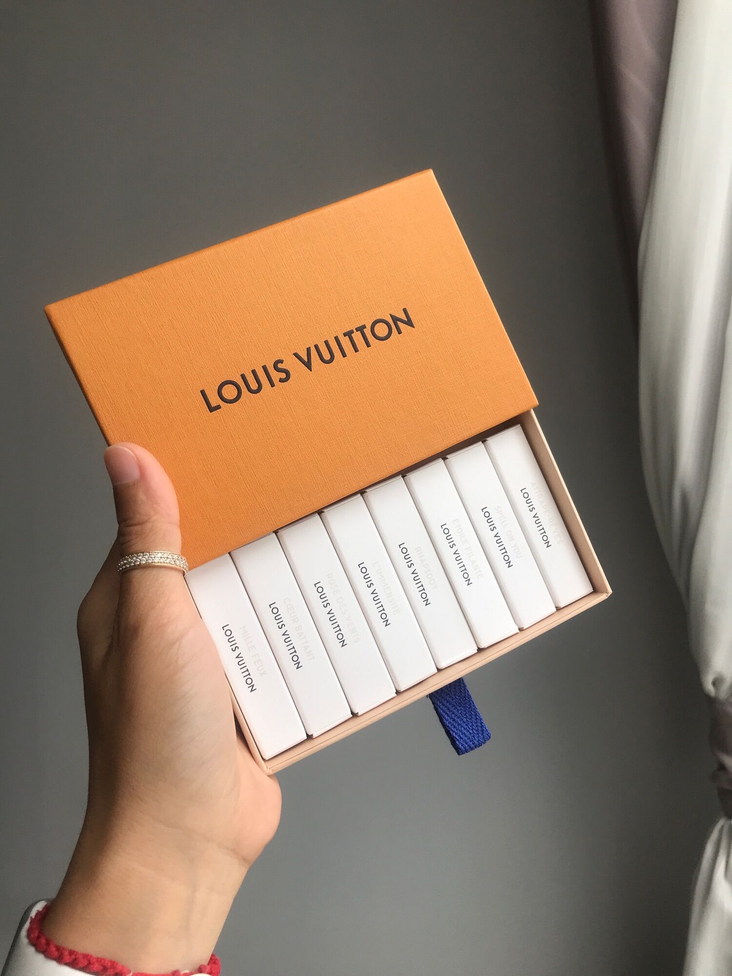 Louis vuitton set vial 8pcs authentic # ở đây shop chỉ bán hàng chính hãng #