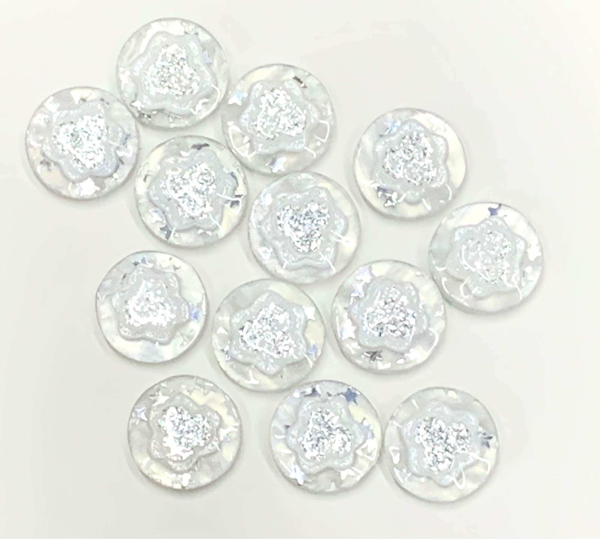 10 nút Kim Tuyến 15mm.