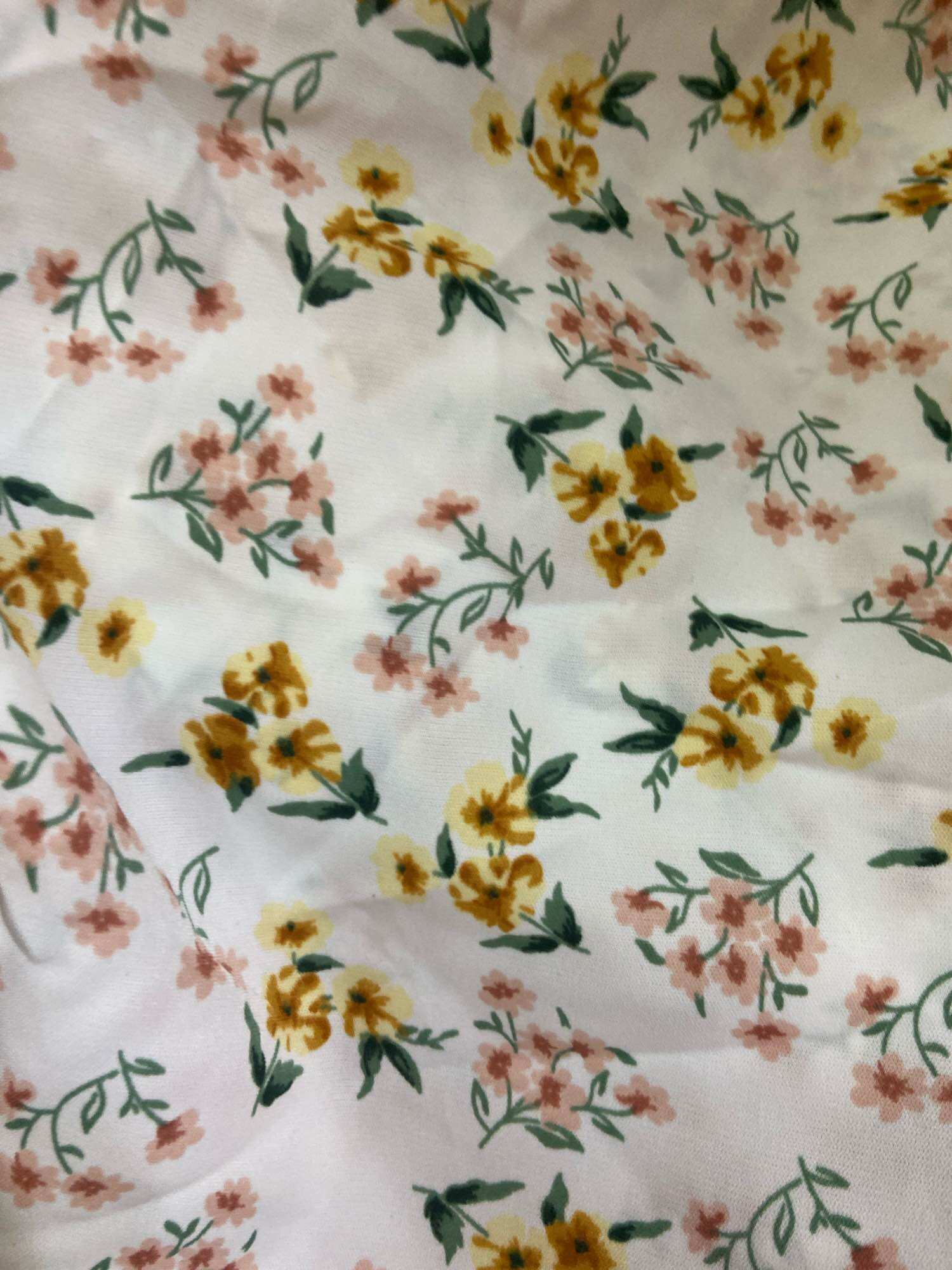 70cm x 1m5 vải lụa mango hoa may đồ bé (0-4)