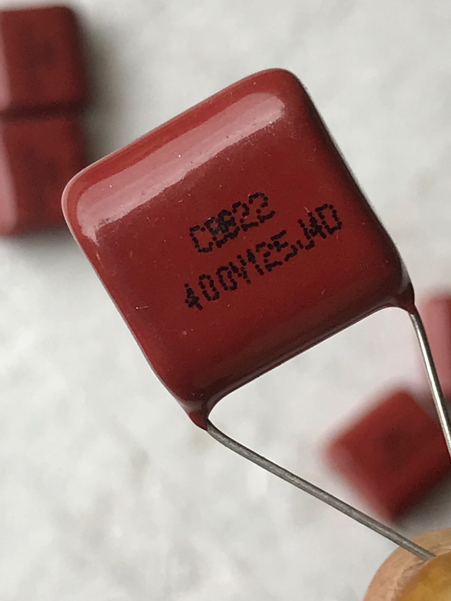 100 c Tụ hoá 400 V 125J 4 D ( combo 100 c )
