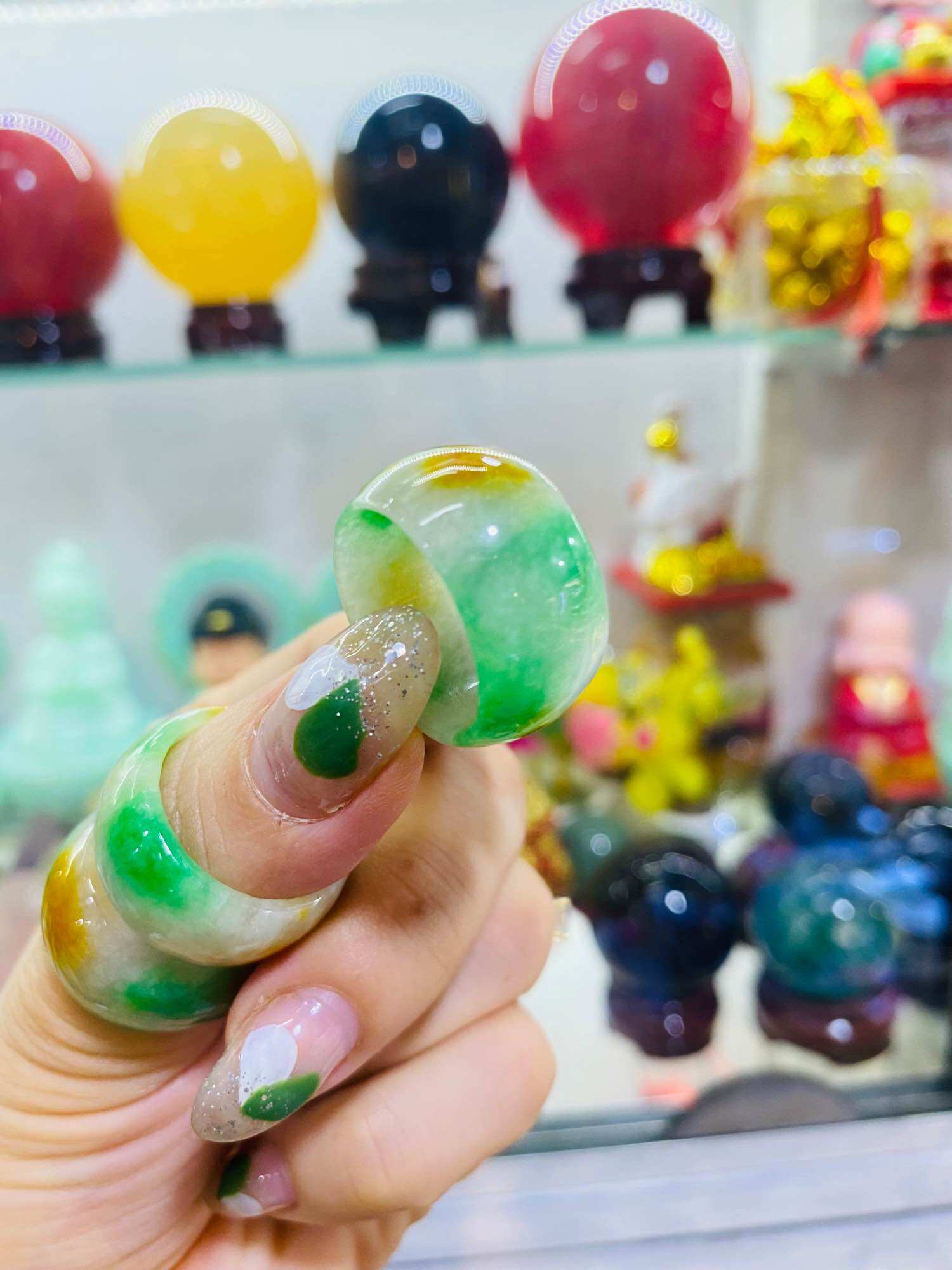 Nhẫn Ngọc đá phú quý