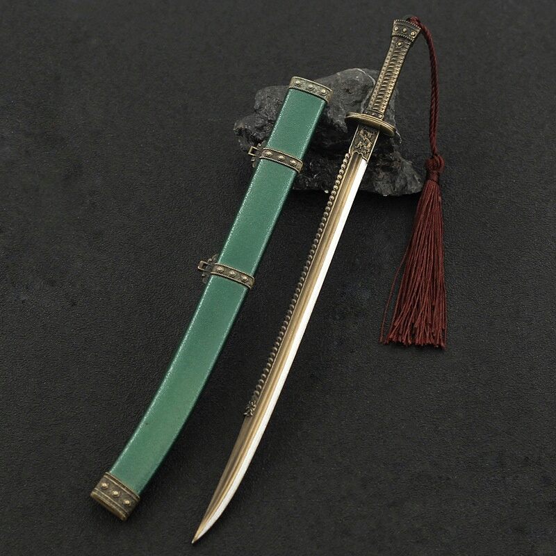 Mô Hình Càn Long Bảo Đao 22cm.
