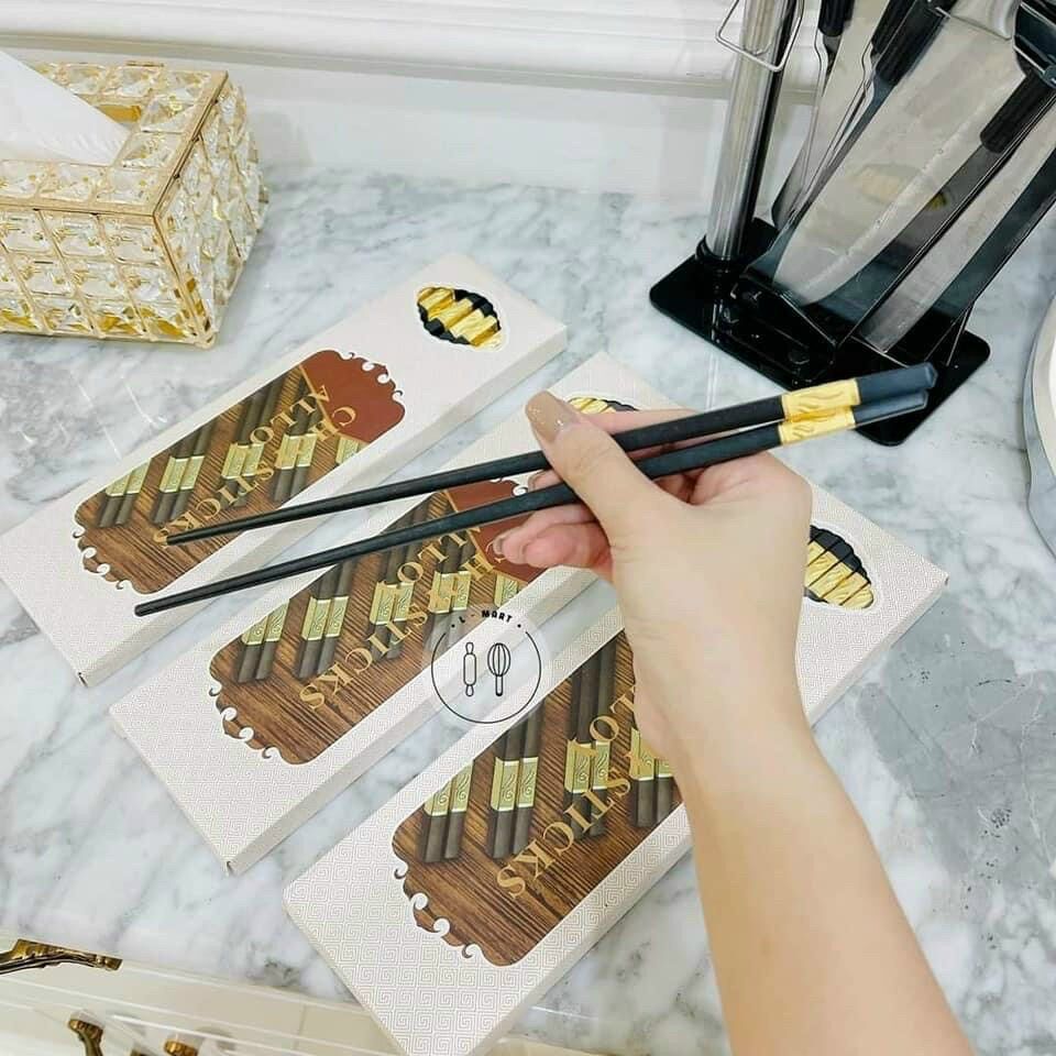 Đũa mạ vàng Hàn Quốc hộp 10 đôi