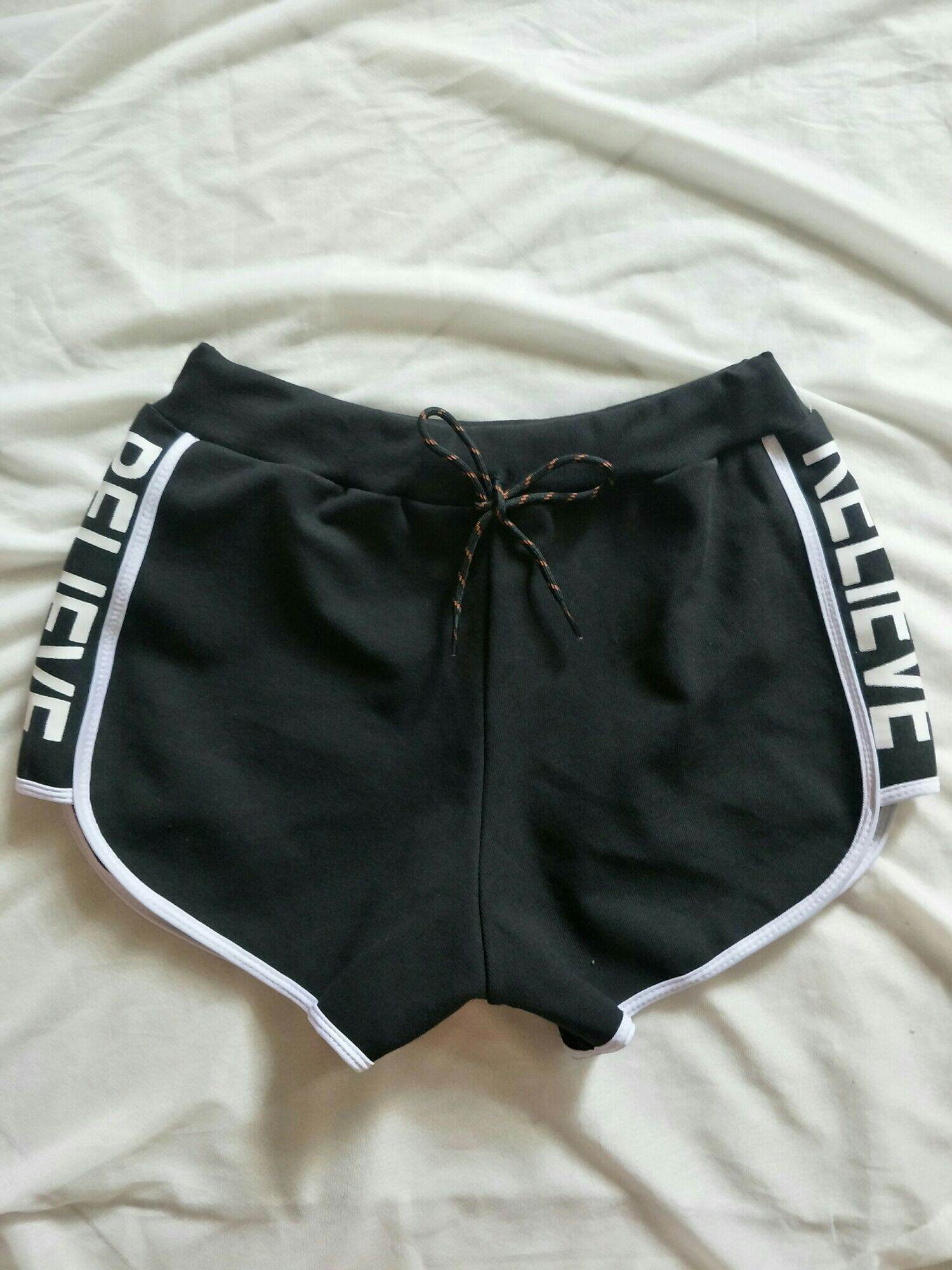 quần short  nữ thể thao