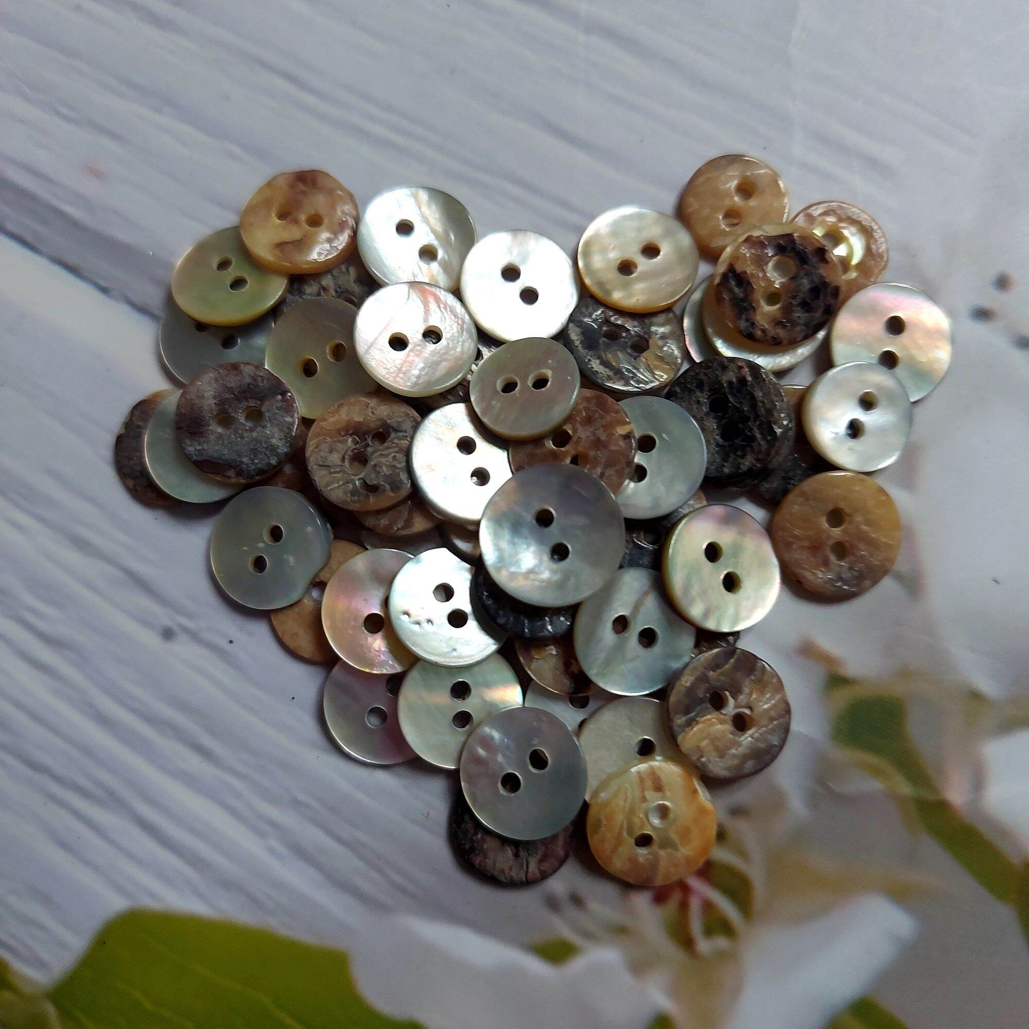 Nút xà cừ ,phụ liệu cho thủ công may vá, bản 1cm.