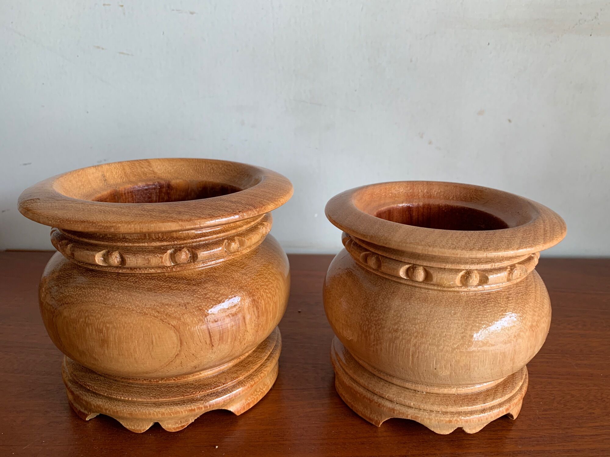 CHÂN ĐÈN GỖ GÕ 30,40CM+BÁT HƯƠNG 12,14CM