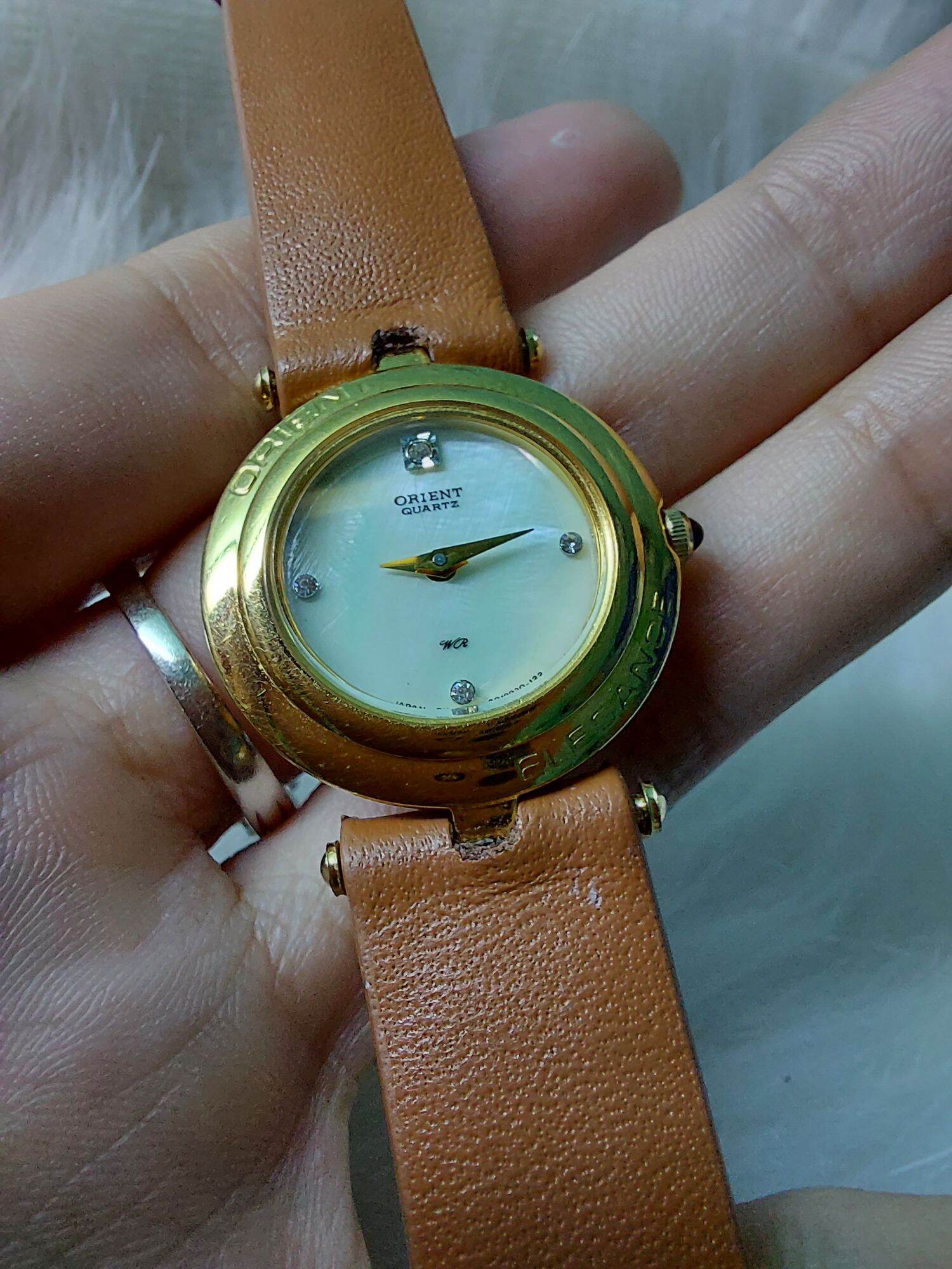 đồng hồ nữ orient chuẩn nhật