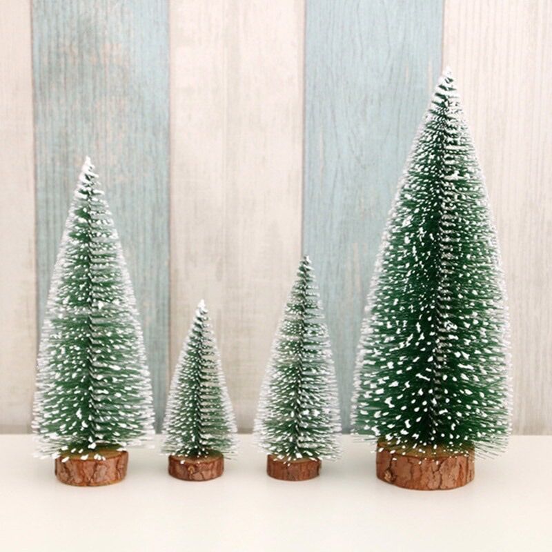 Cây thông Noel mini để bàn trang trí Giáng Sinh