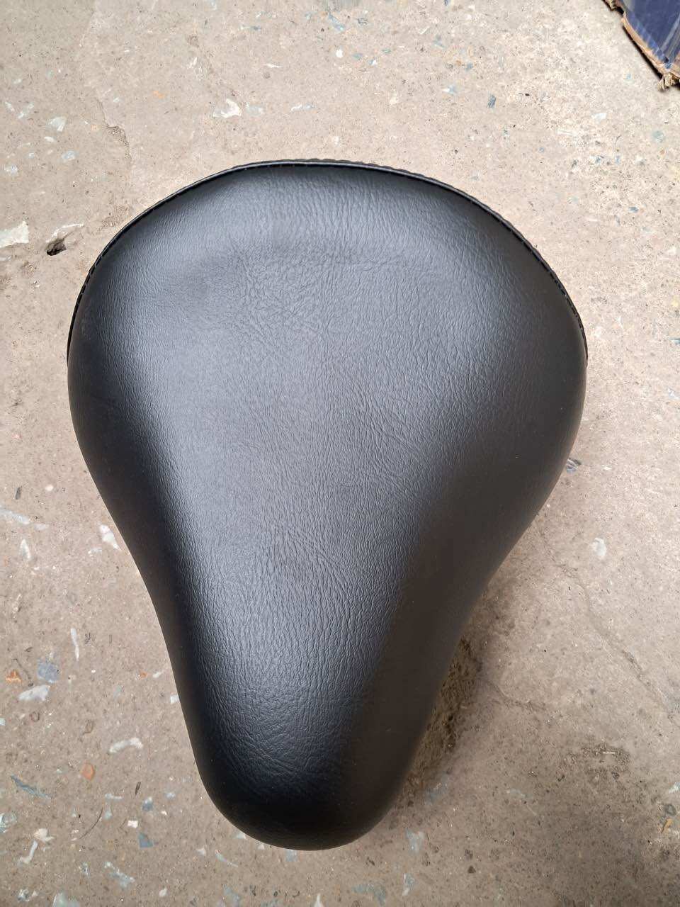 Yên trước xe 2 yên