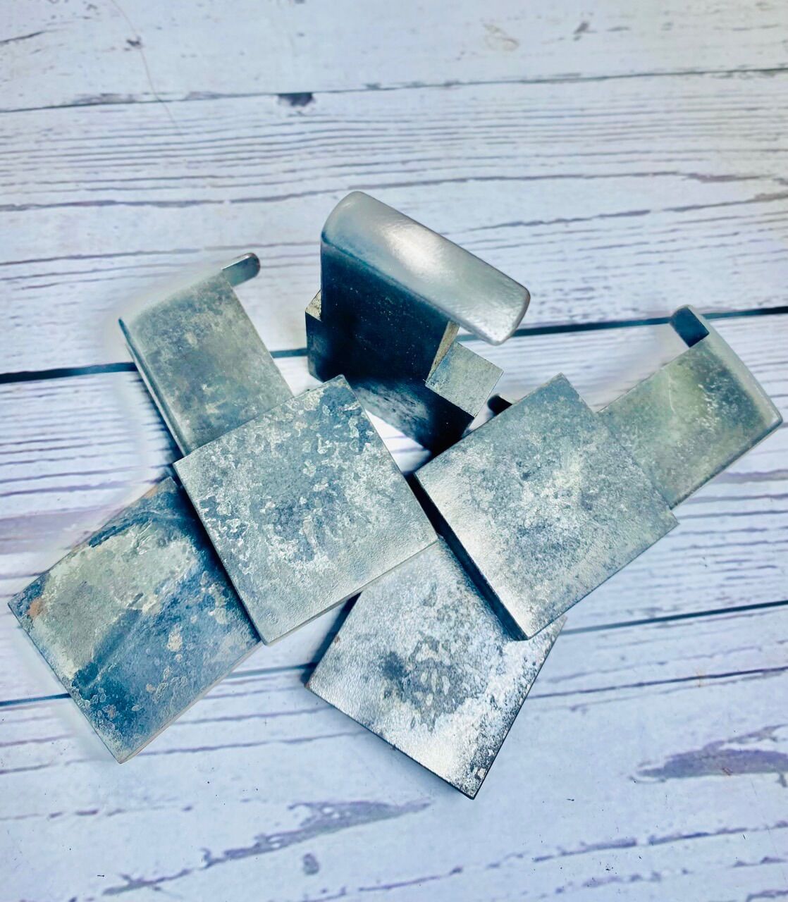 Đe gò nắp Zippo đời số