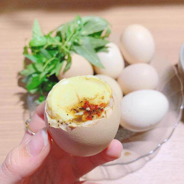 10 trứng gà dữa( trứng ấp dỡ)