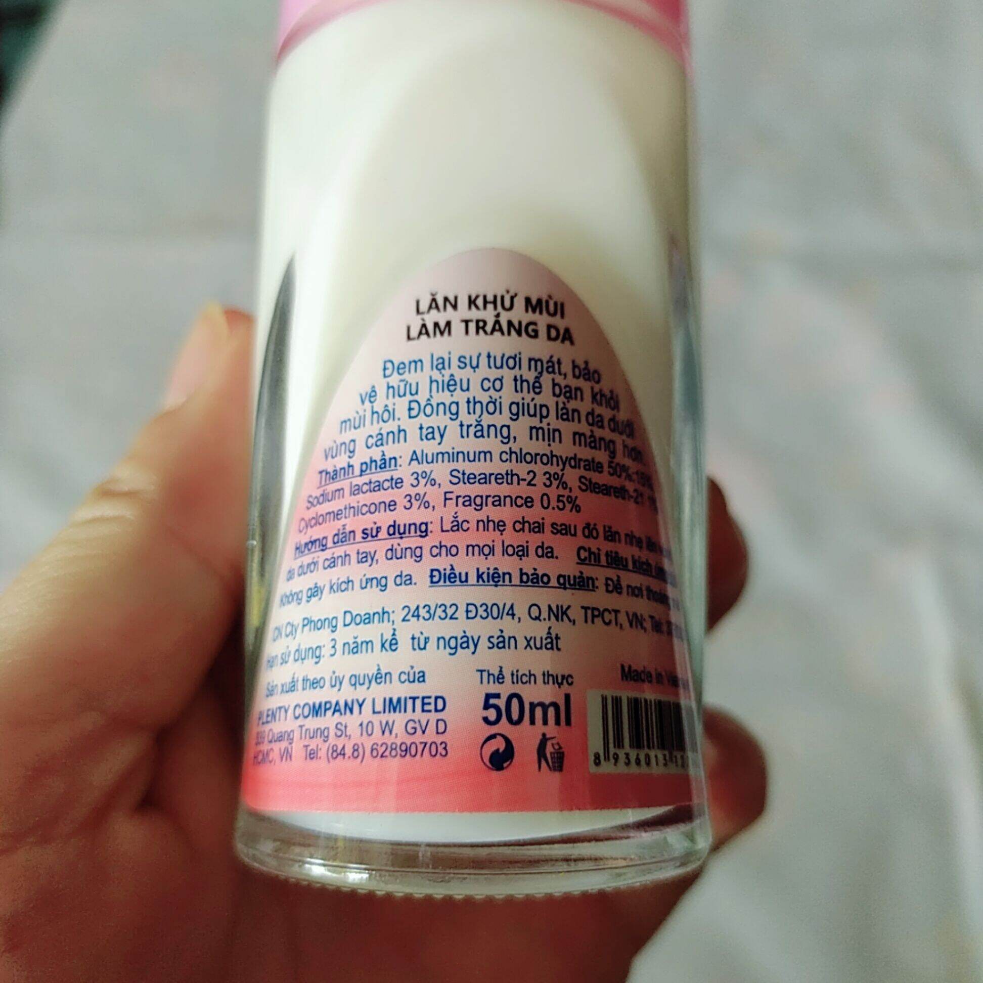 LĂN KHỬ MÙI TRẮNG DA BACOE 50ML
