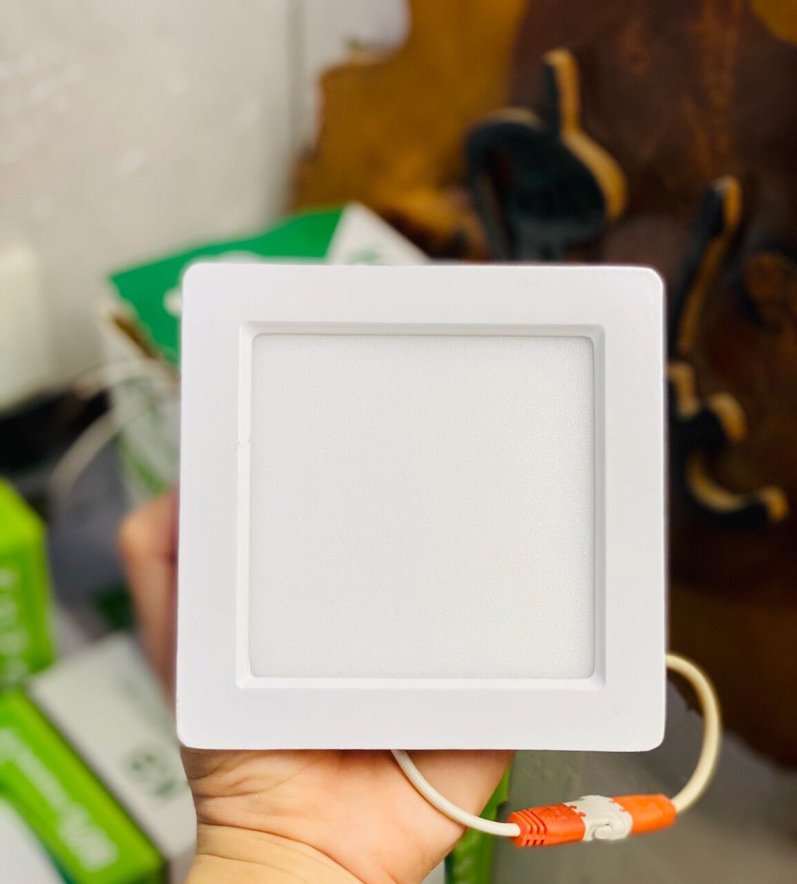 Đèn âm trần vuông led 6w