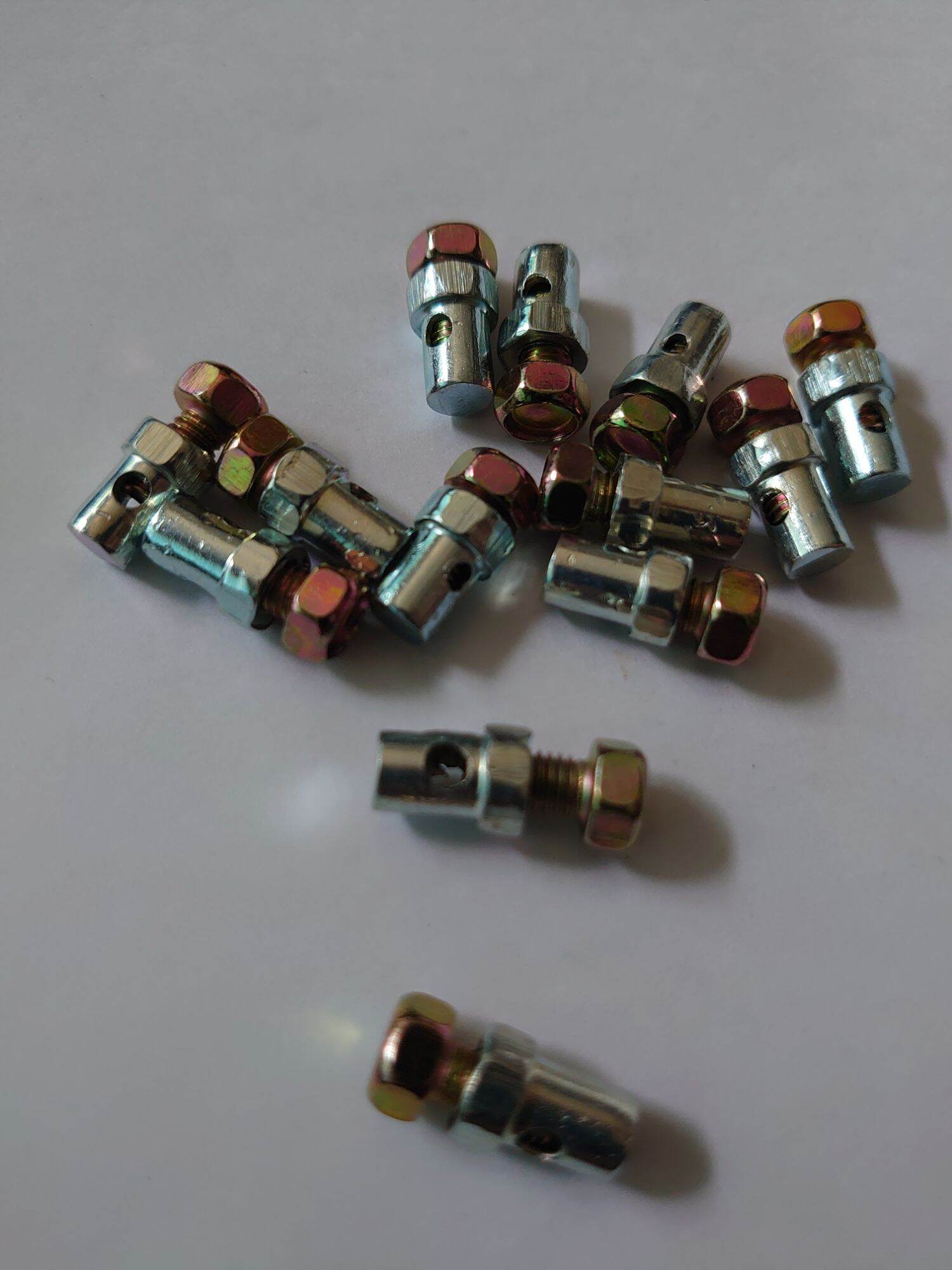 ốc xiết cáp dây ga ô tô, xe máy 2,5mm ( gói 10 cái)