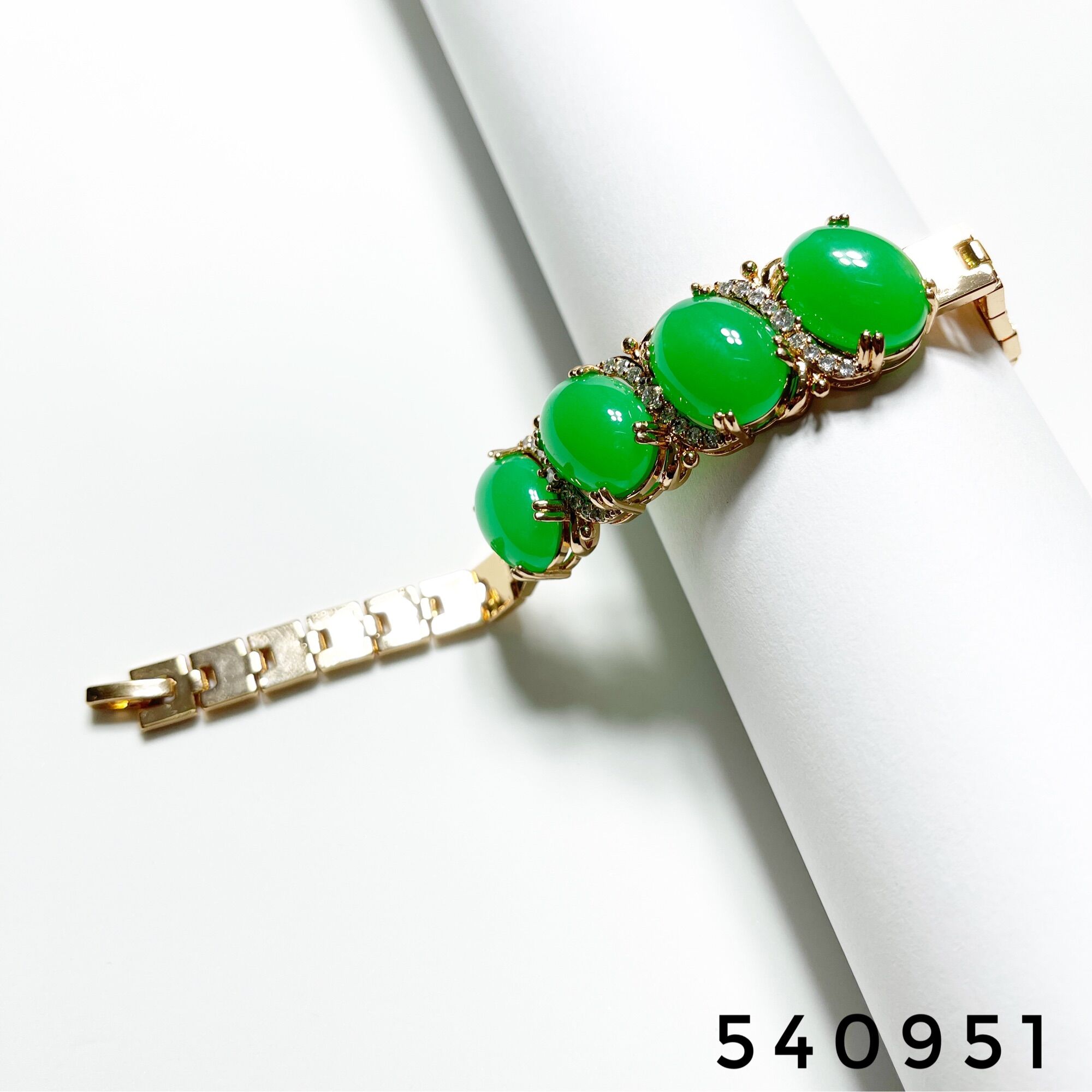 LẮC TAY NỮ HỘT XANH CẨM THẠCH