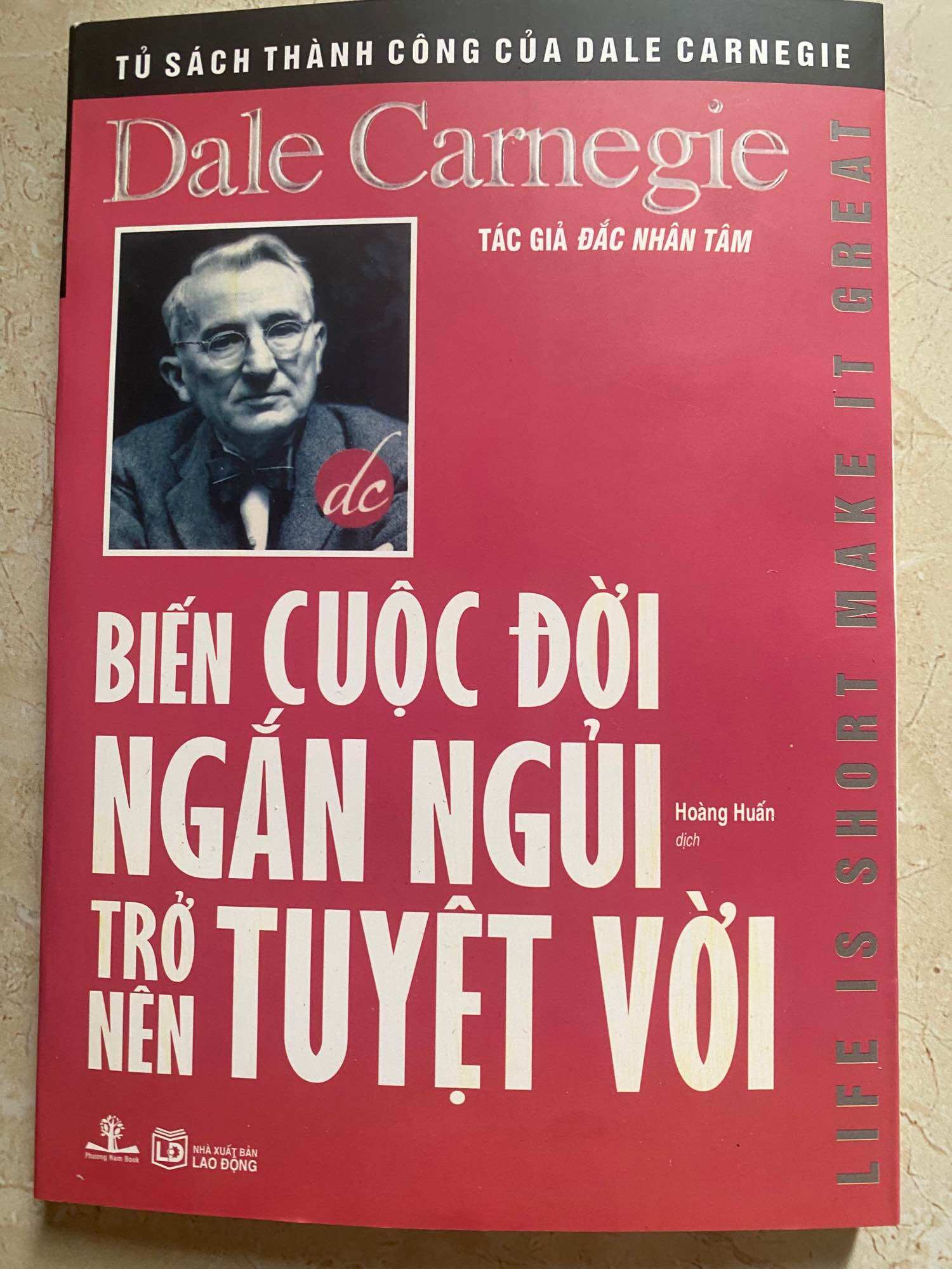 Sách Biến cuộc đời ngắn ngủi trở nên tuyệt vời