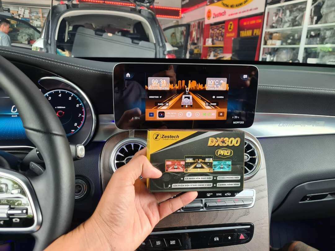Android Box Zestech Dx300Pro(Phiên Bản Mơi-Tích Hợp Camera Hành Trình)