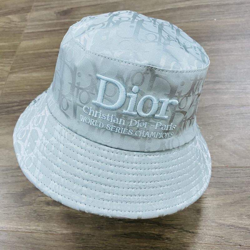 Nón bucket,mũ tai bèo nữ Dior đáng yêu,kết hợp nhiều phong cách trẻ trung