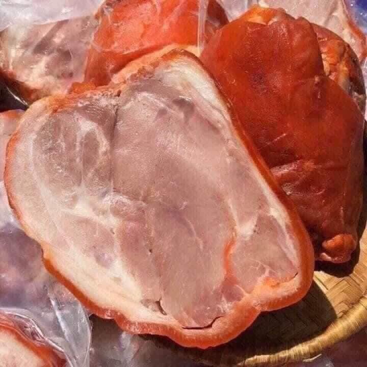 BẮP GIÒ HEO HUN KHÓI