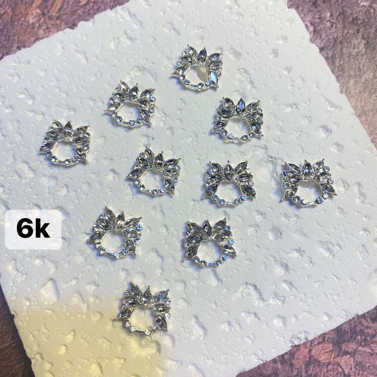 1cặp Charm nail giá rẻ mẫu mới về (GIÁ 2CÁI)