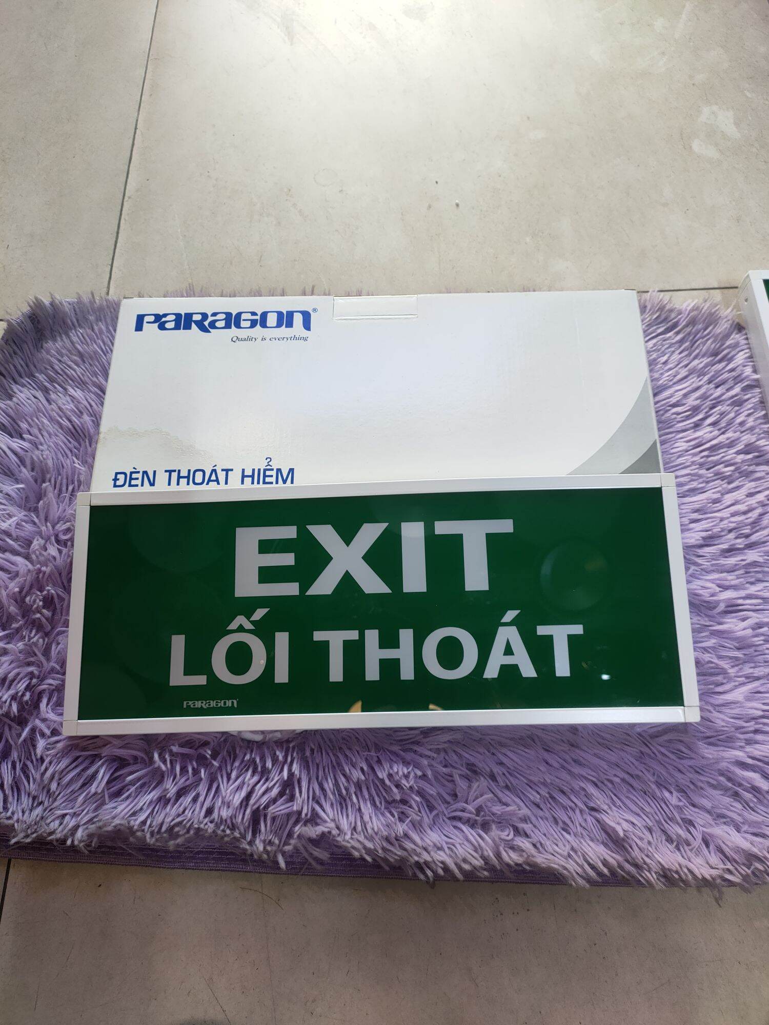 Đèn exit -lối thoát 1 mặt,2 mặt paragon hàng chính hãng