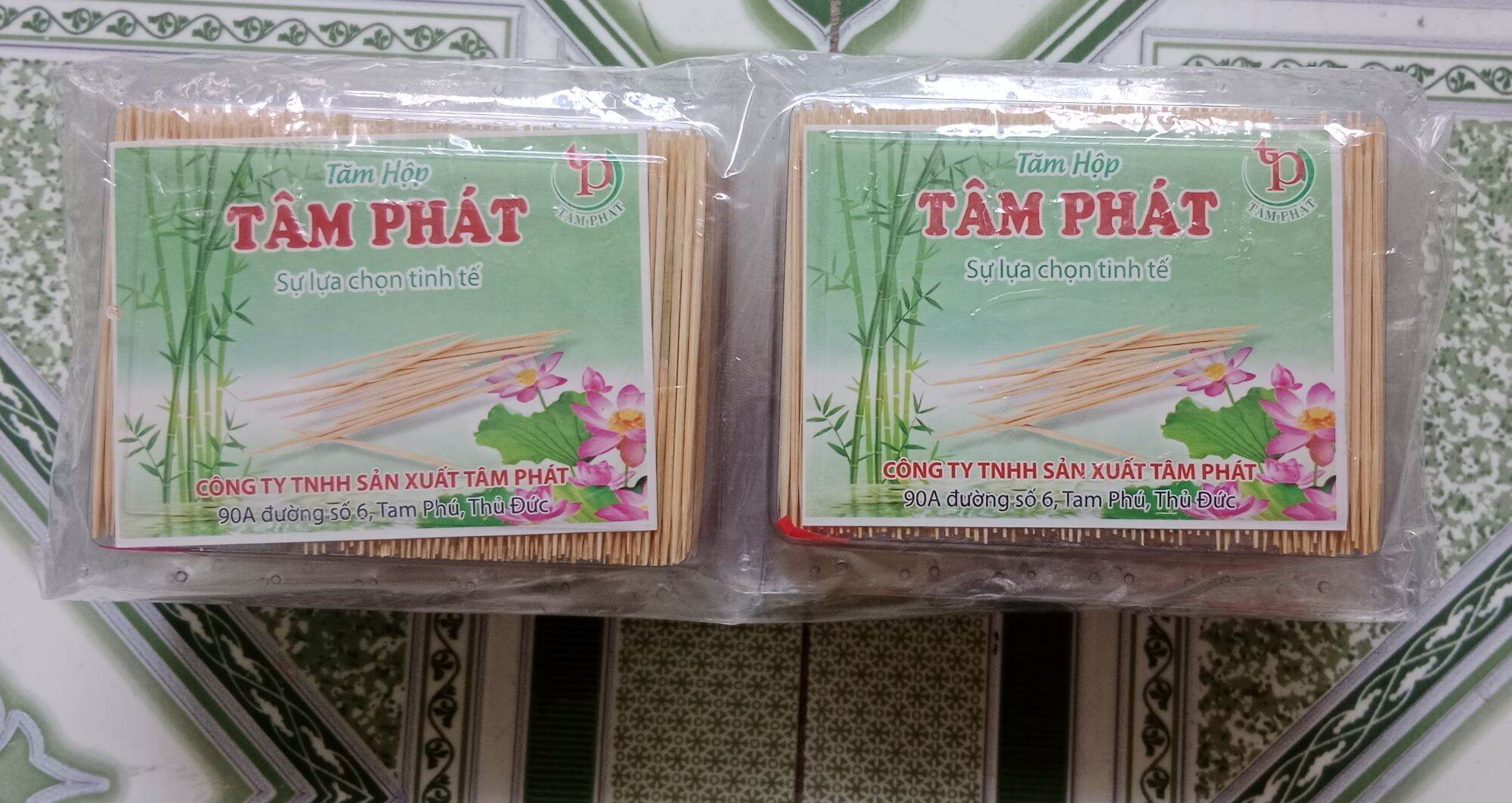 Hộp tăm xỉa răng đầu nhọn 30g