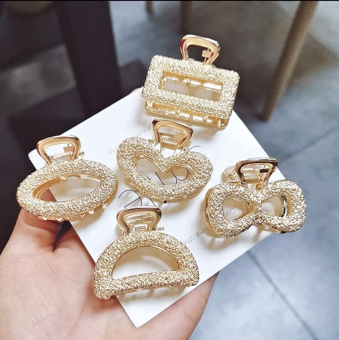 Set of 5 Korean-Style Gold Bow Hair Clips for Women