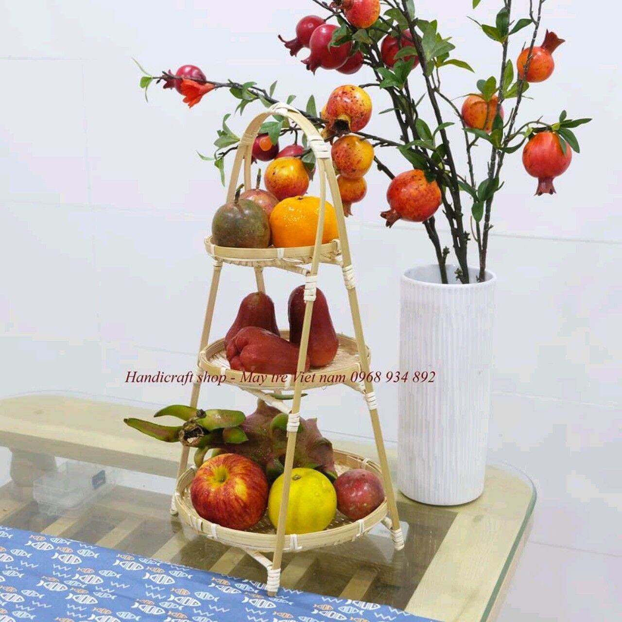 Mẹt tre tầng trang trí