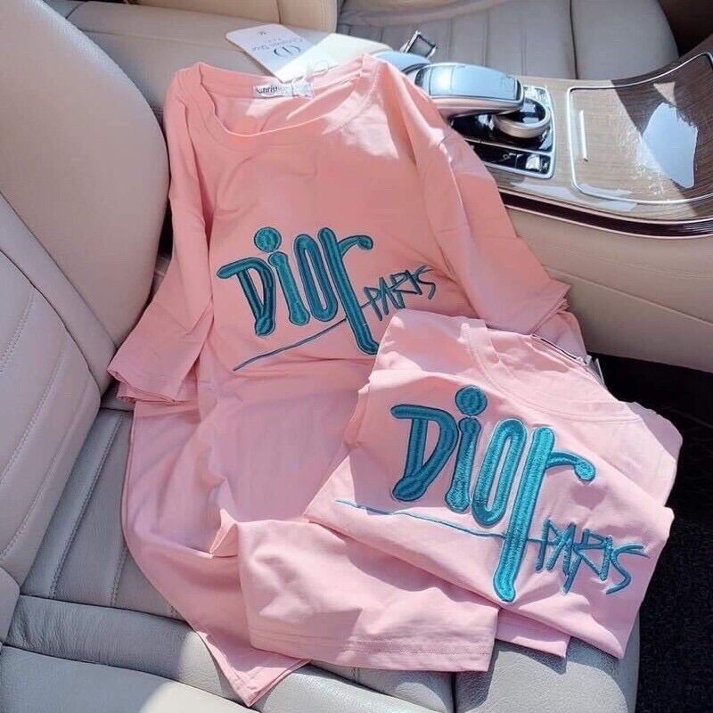 Áo phông DIOR thêu nổi
