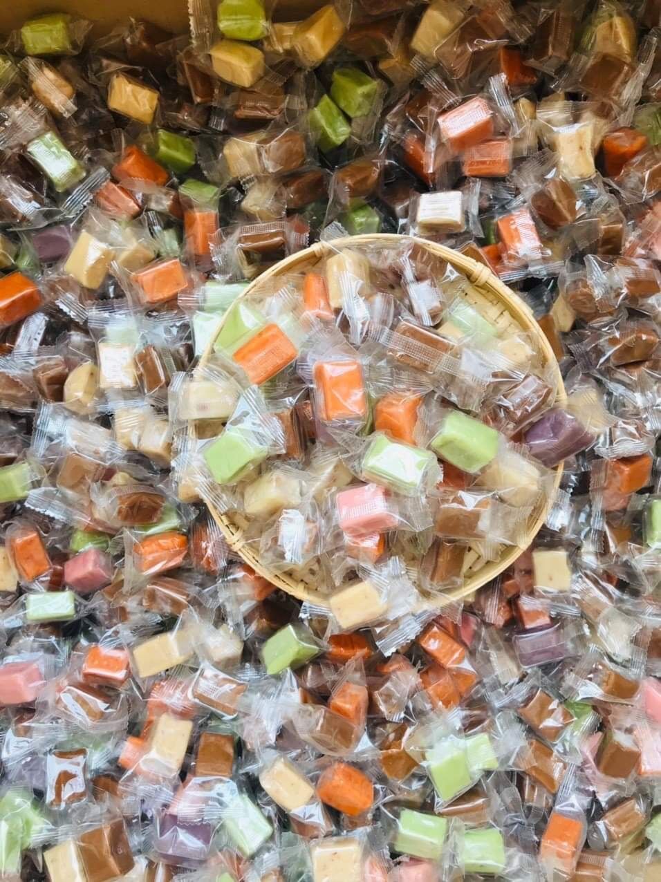 KẸO DỪA BẾN TRE MIX 10 VỊ đặc biệt