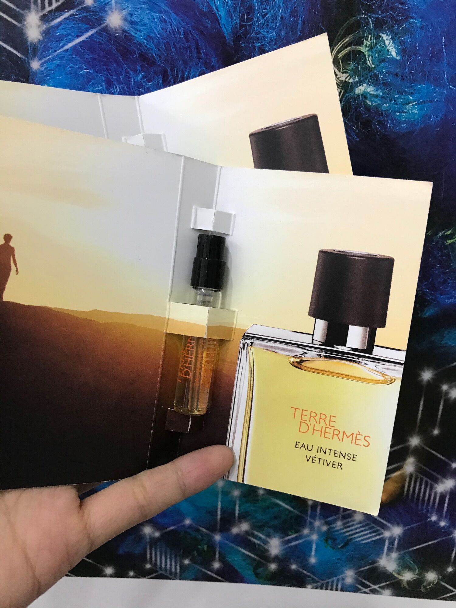 Mẫu thử nước hoa terre eau intense vetiver 2ml