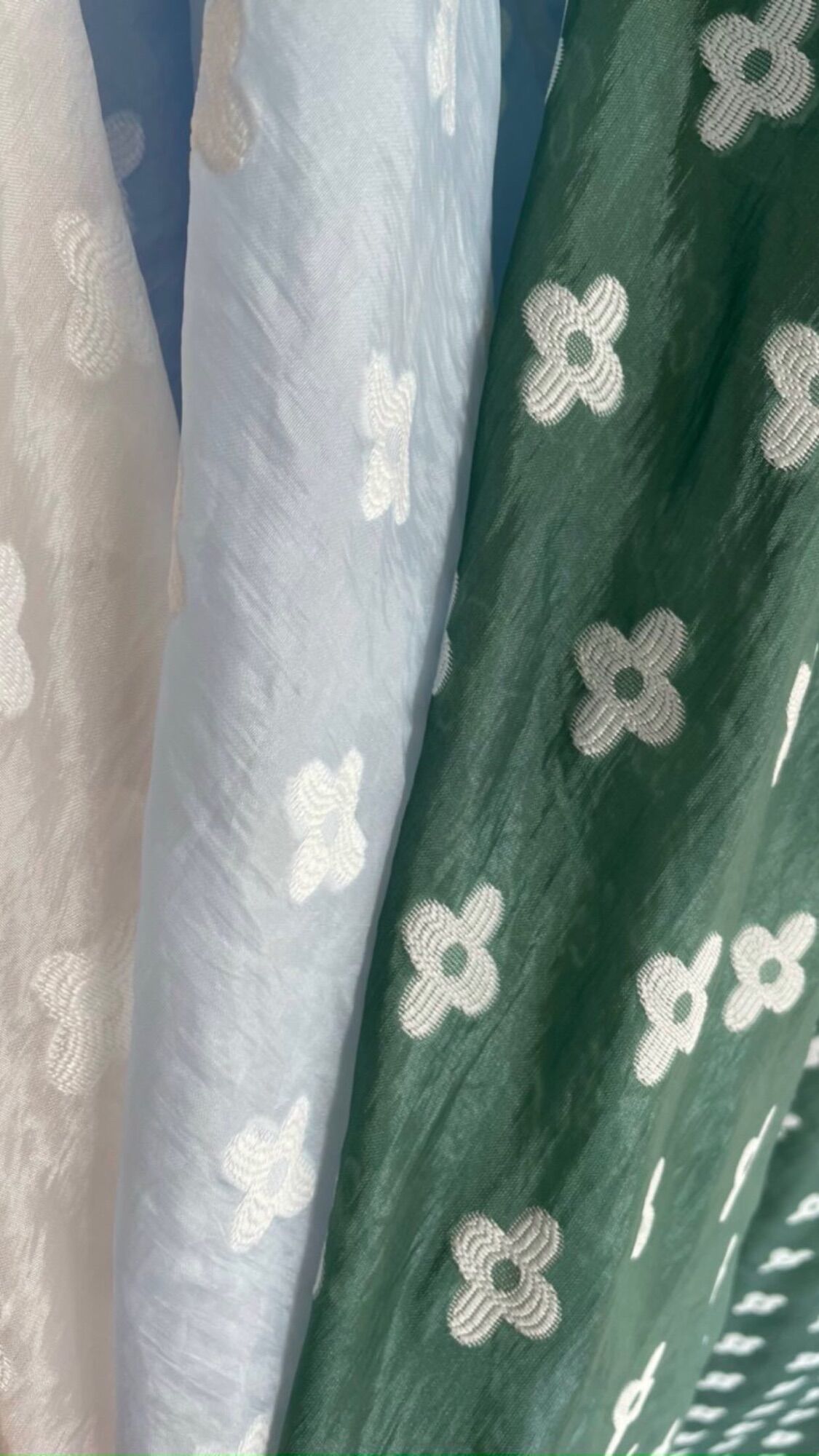 Vải Tơ Organza Nhũ Thêu Hoa Mềm Mỏng Nhẹ Rũ Khổ 1m50