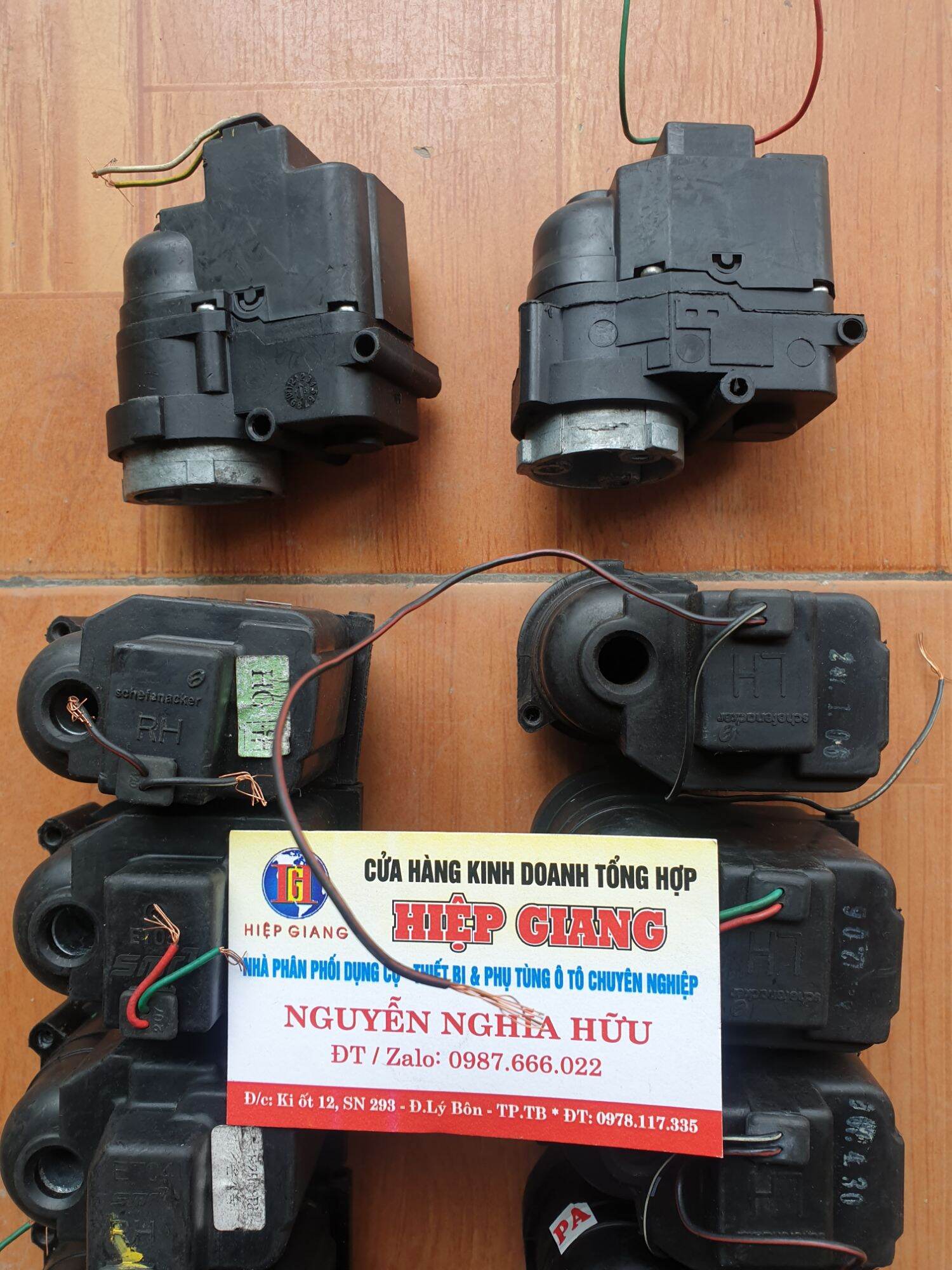 Mô tơ gập gương Kia Caren hàng bãi Hàn