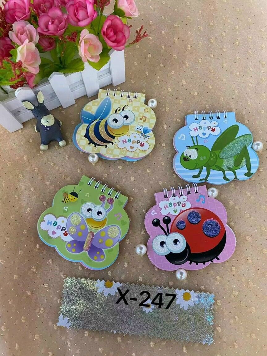 Sổ lò xo giấy màu hình bìa dễ thương