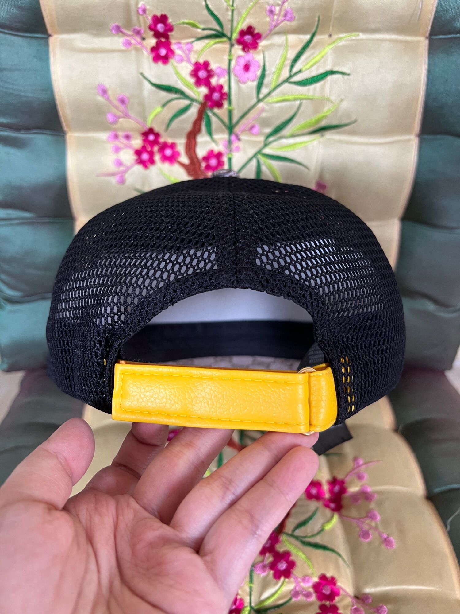 mũ lưỡi trai gu cci mác hổ sắt hàng spf