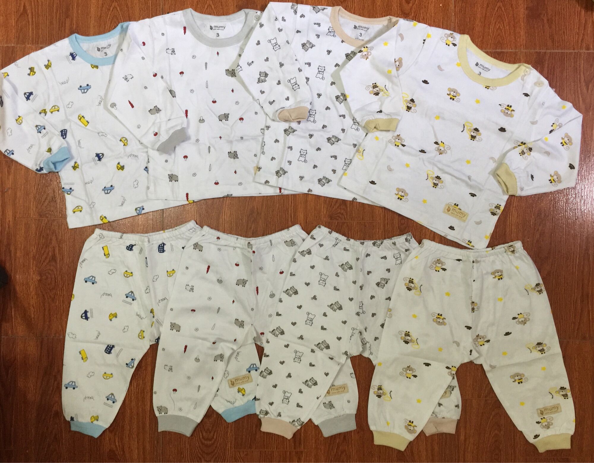 Bộ dài sơ sinh Mumy chất Organic cho bé sơ sinh