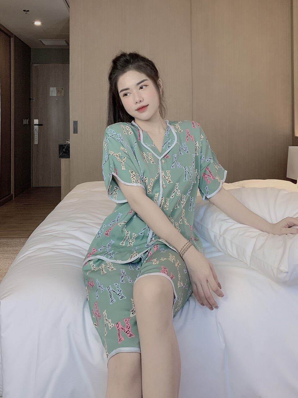 pijama lửng, cổ sóng, mango cao cấp, size 40-60kg (giao màu ngẫu nhiên, chọn màu nt shop nhé)