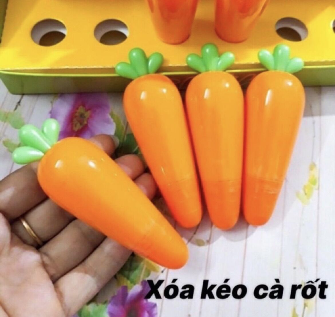 Bút xoá kéo hình quả bơ và cà rốt