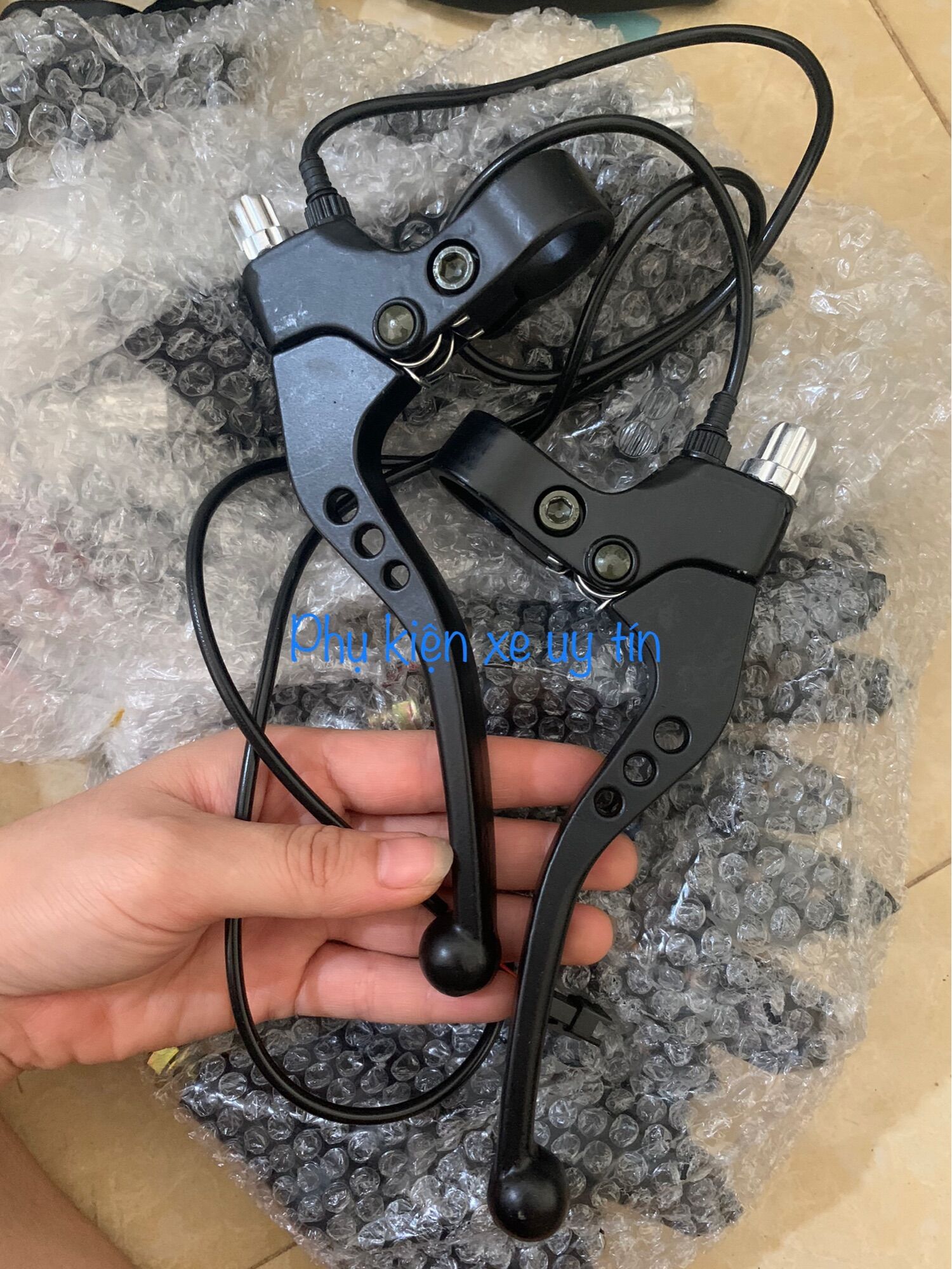 3-Hole Brake Handle for Electric Vehicles 133m, 133S (1 Pair)