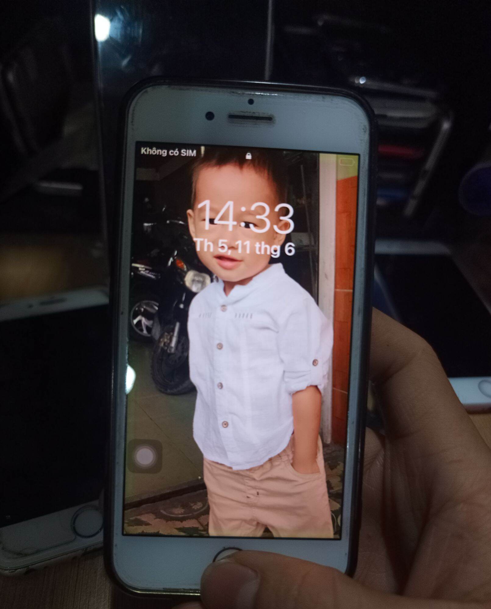 Cụm Ai P.ô.n 7.G nguyên cây màn hồng bị mk