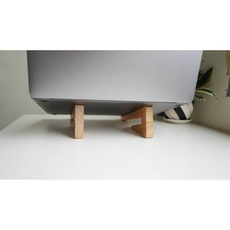 Giá đỡ Macbook bằng gỗ