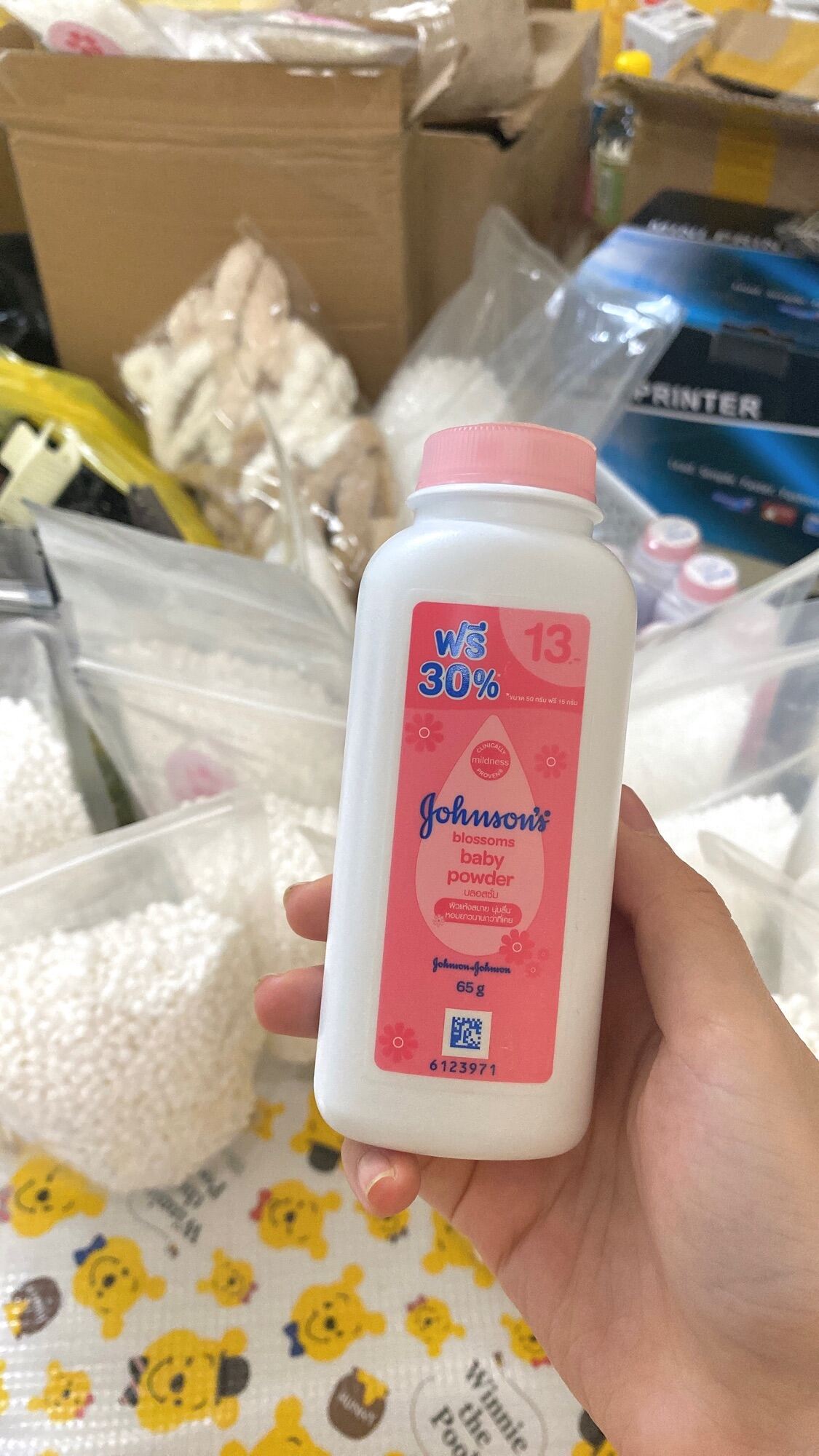 Phấn rôm Johnson s Baby Powder 65g dùng trước khi wax lông, dành cho trẻ em