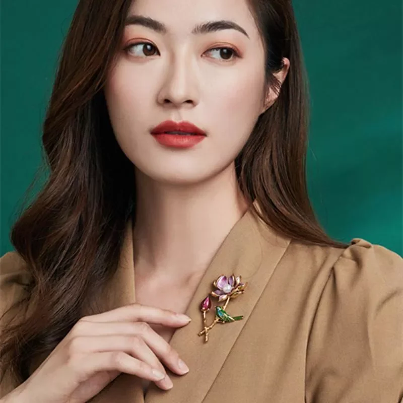 TRÂM CÀI ÁO HÌNH HOA SEN