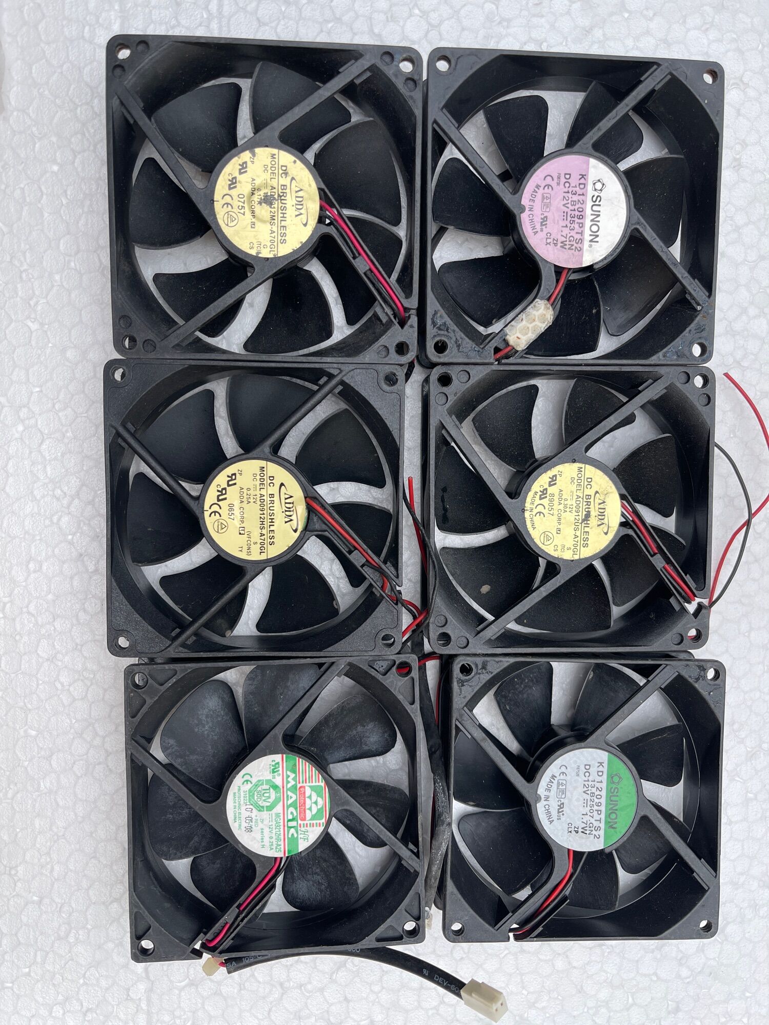 Combo 2 quạt 12v Fan 9x9 2 dây