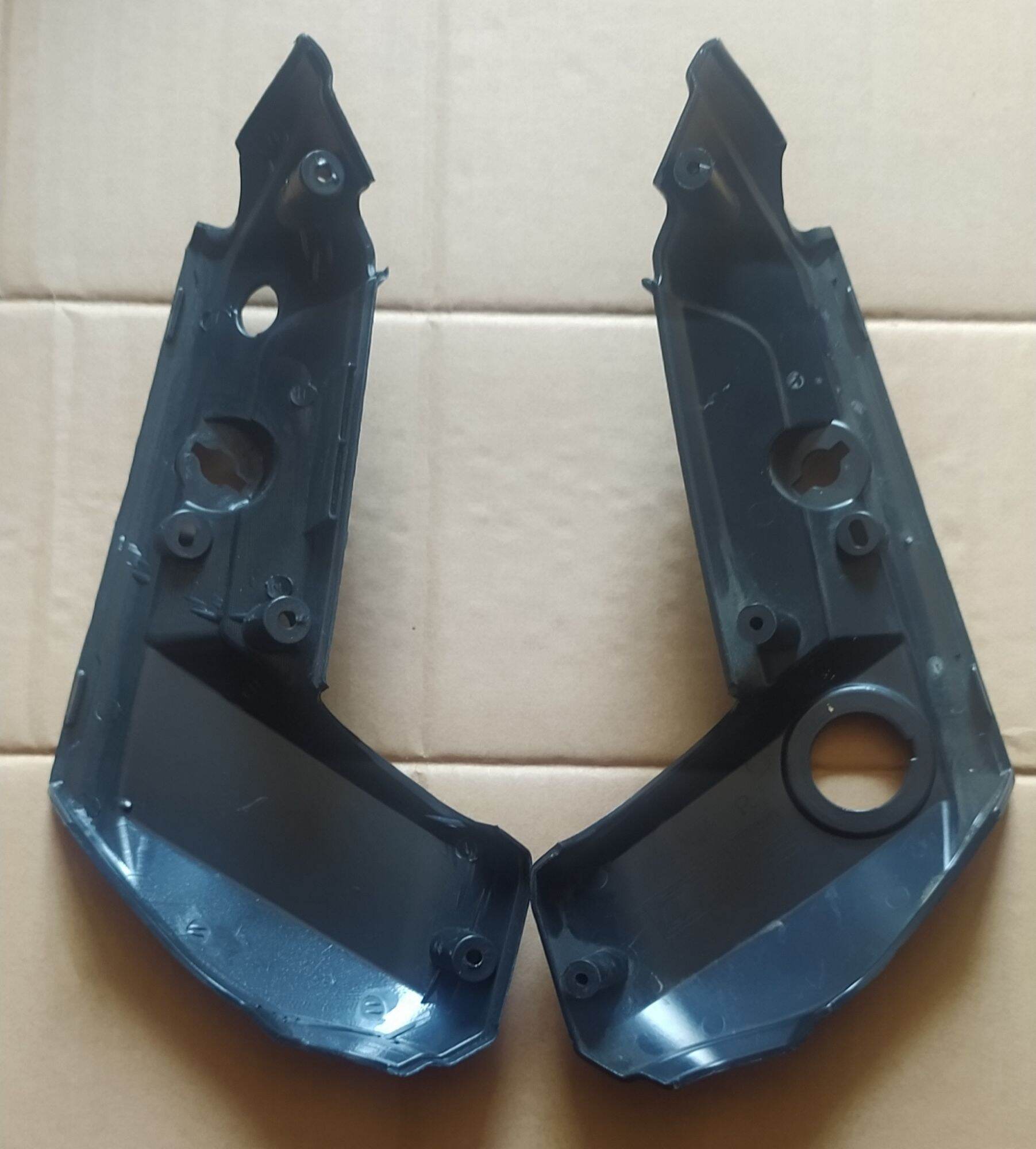Bộ ốp cổ xe điện 133S