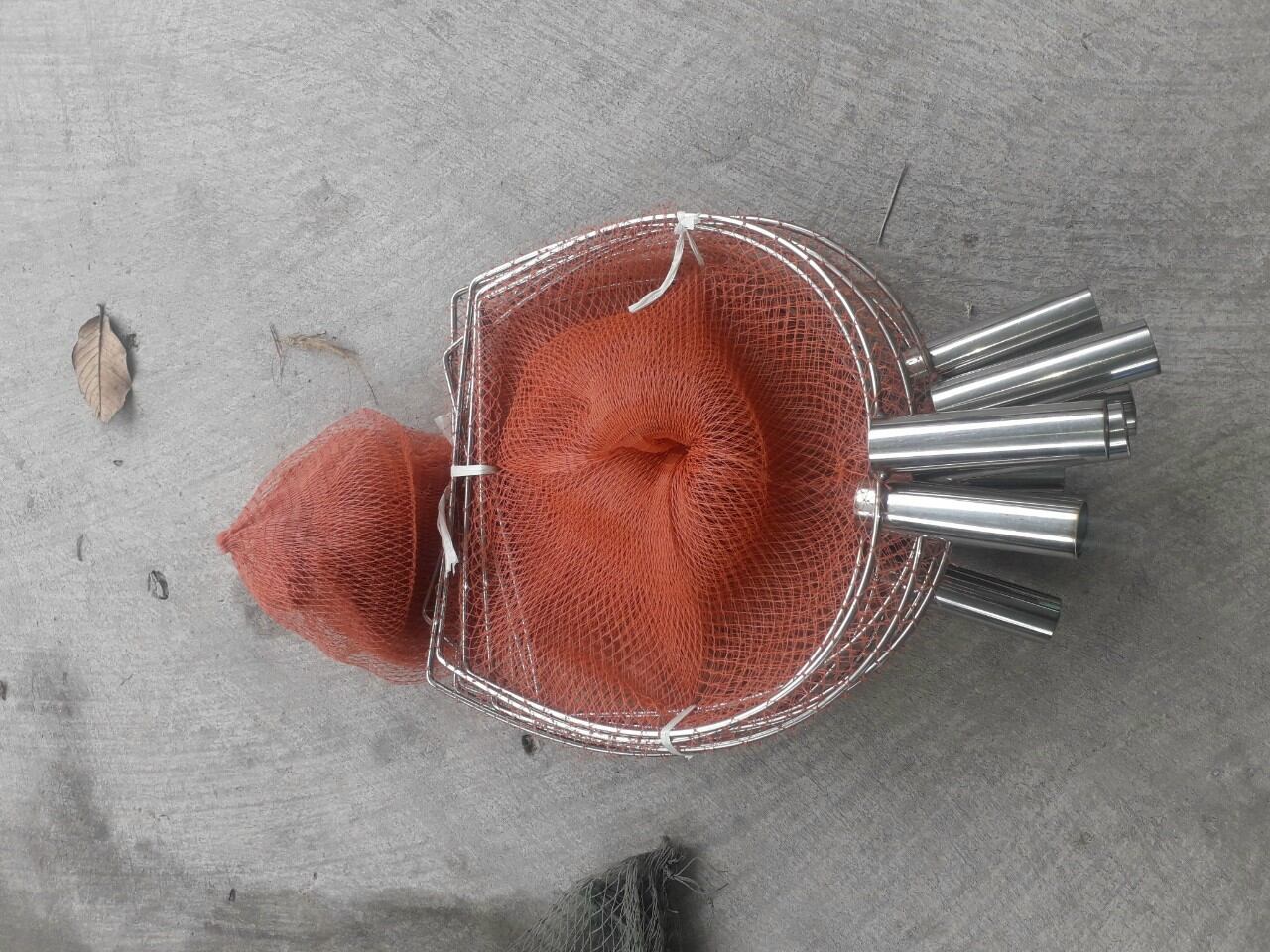 Dợt xúc cá inox giá 1 cái/70k lh 0975880350