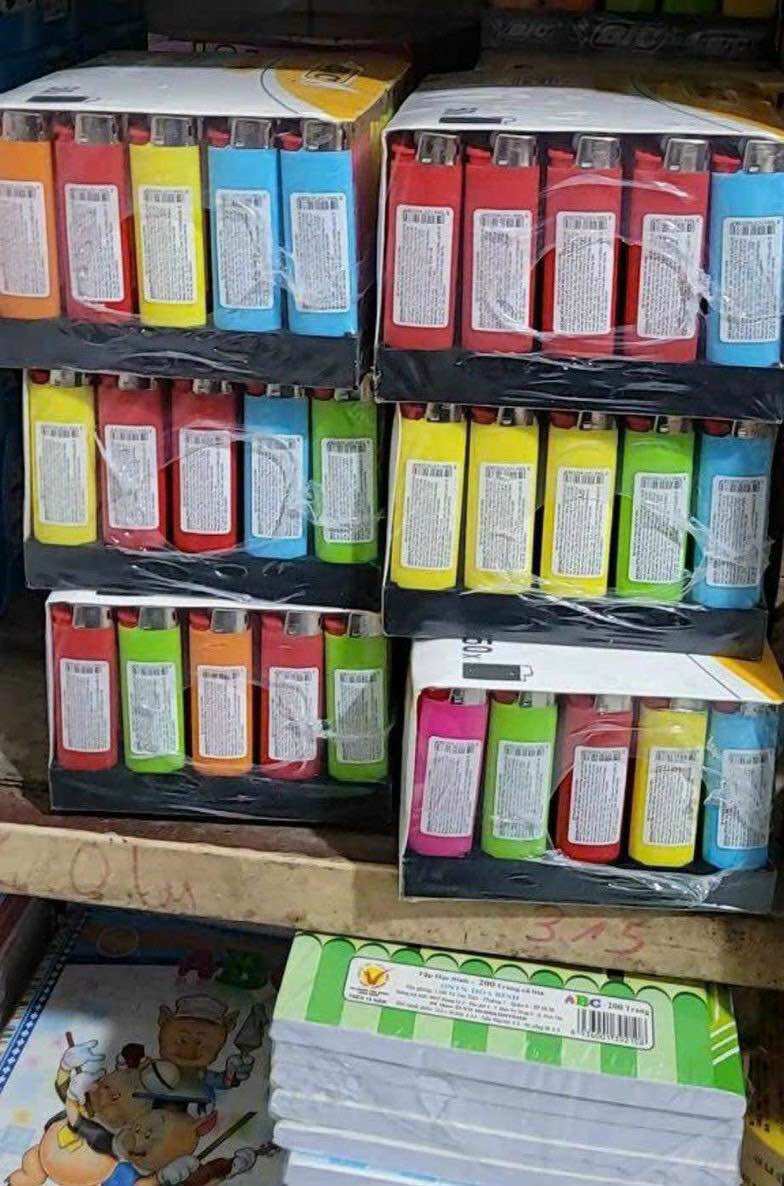 Bật lửa Bic J3 Slim Pháp size trung chính hãng
