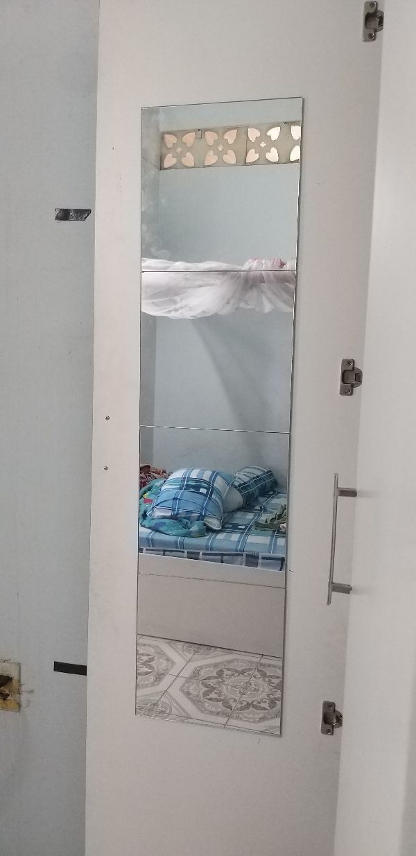 gương soi toàn thân dán tường